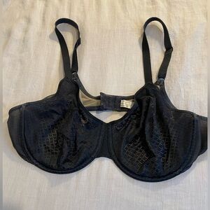 Two Black 40D 
WACOAL 857210 VISUAL EFFECTS UNDERWIRE MINIMIZER BRA